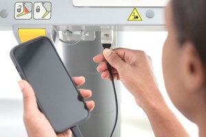 KOMFORT PACIENTA - INTEGROVANÝ USB PORT